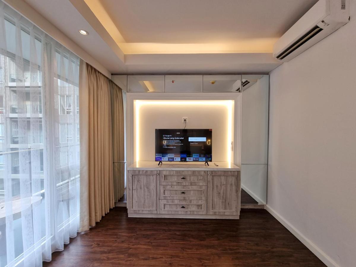 New! Luxury Landmark 2+1br 96m Apartemen