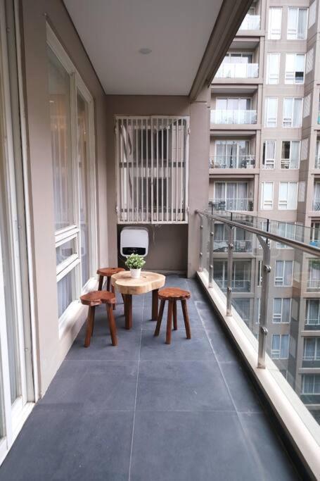 Apartemen New! Luxury Landmark 2+1br 96m *