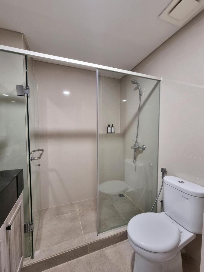 Apartemen New! Luxury Landmark 2+1br 96m *
