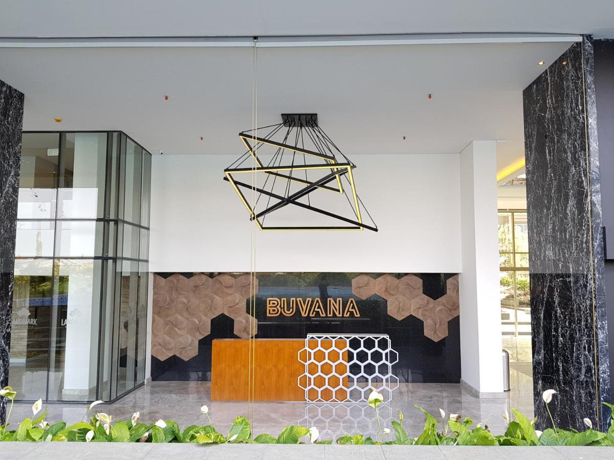 New! Luxury Landmark 2+1br 96m Apartemen *